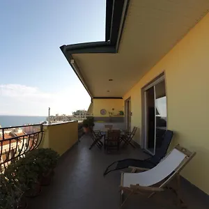 Appartamento Splendida Terrazza Vista Mare 2 Da Letto, Loano